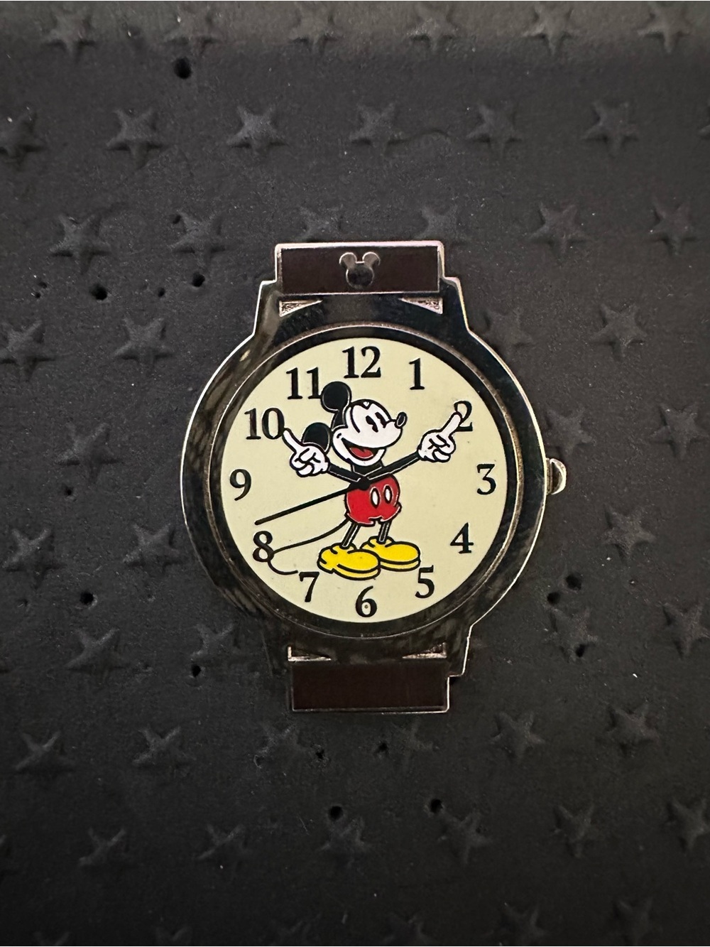 Disney Hidden Mickey Mickey Mouse Watch Pin